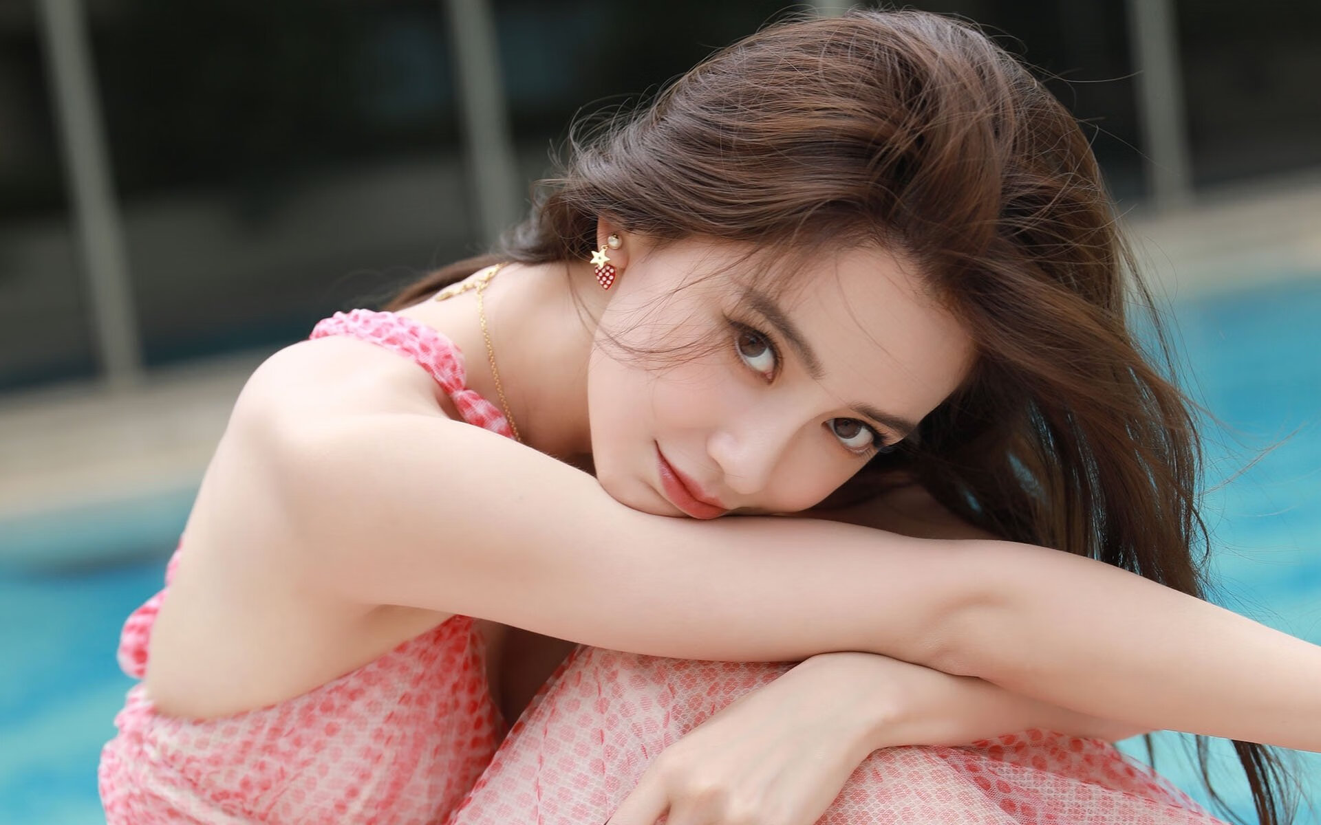 跨界风暴,上海队淘汰爵士引爆篮球界,戈贝尔转战F1年度争冠赛奇迹接管